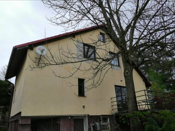 Dom z dużą działką i budynkami gospodarczymi 0,9467 ha