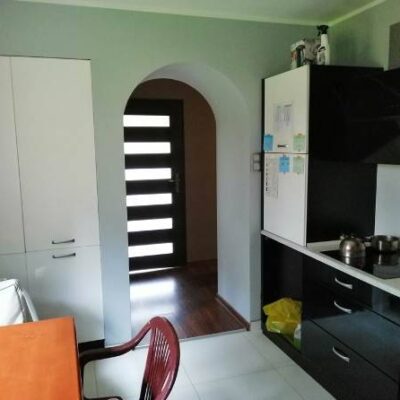 Dom z dużą działką i budynkami gospodarczymi 0,9467 ha